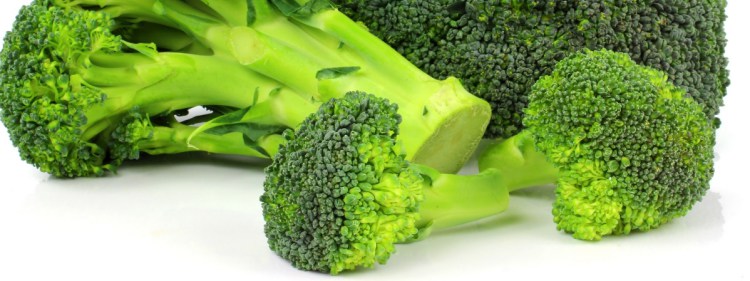 Brokkoli hat mehr Eiweiß als Fleisch